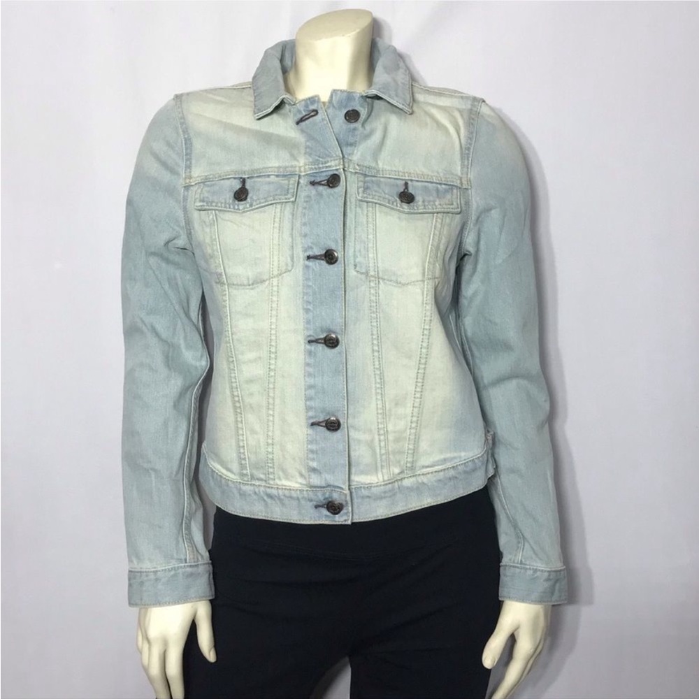 Boston Proper Two-Tone Light Wash Denim Jacket - Picture 2 of 10